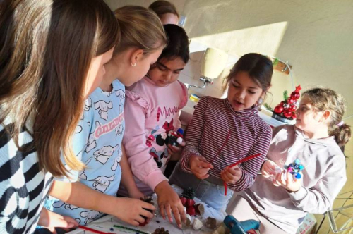 КОЛЕДНА РАБОТИЛНИЦА ЗА ДЖУДЖЕТА